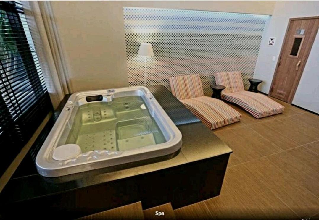 Apt Hotel Astron Mundial 萨尔瓦多 外观 照片